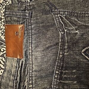 Men's black jeans size 31/32. Look brand new!